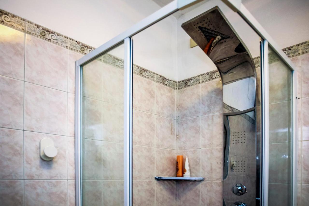 Colombare Suite - Italian Homing Сирмионе Экстерьер фото