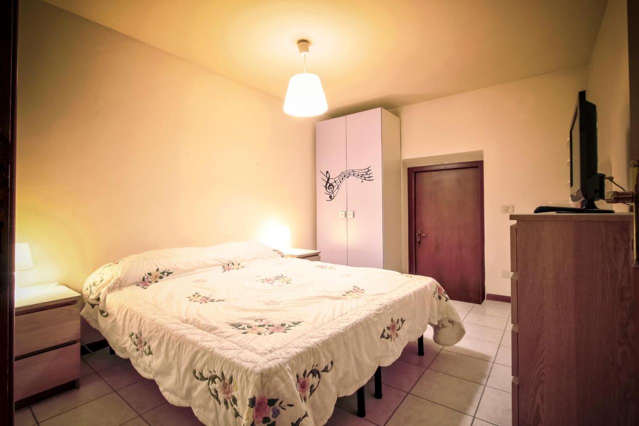 Colombare Suite - Italian Homing Сирмионе Экстерьер фото
